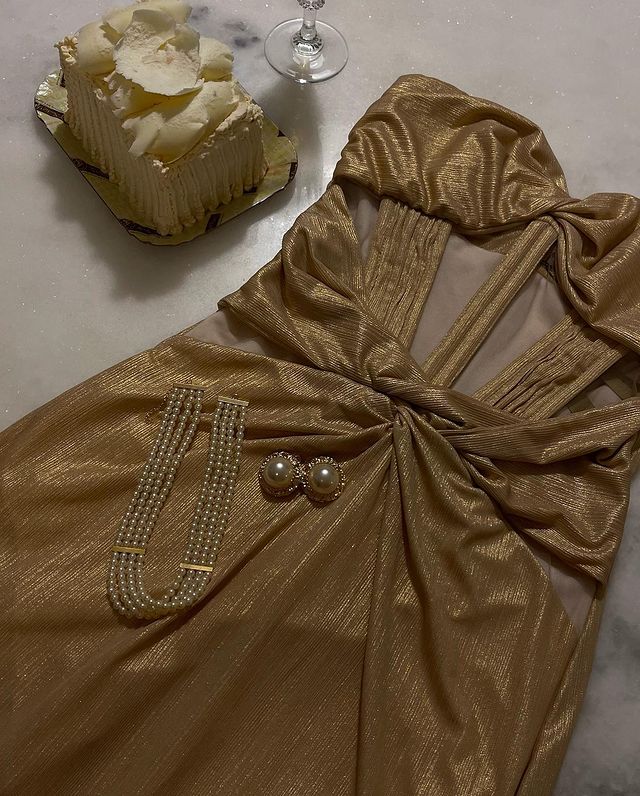 Vestido Maitê Dourado